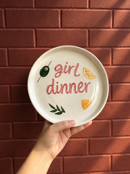 Girl Dinner Plate (Set Of 2)